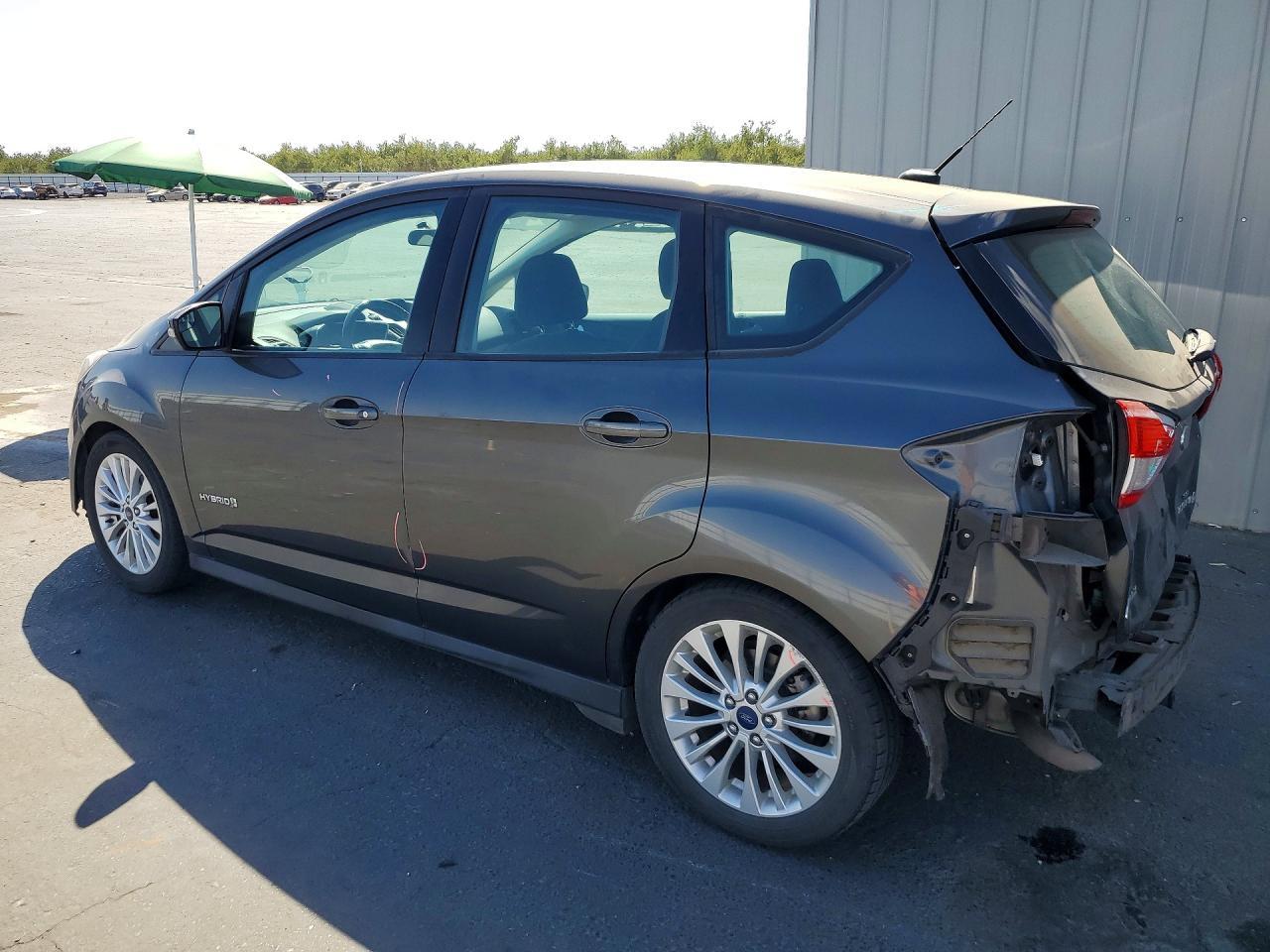 2017 Ford C-Max Se - Фото 2