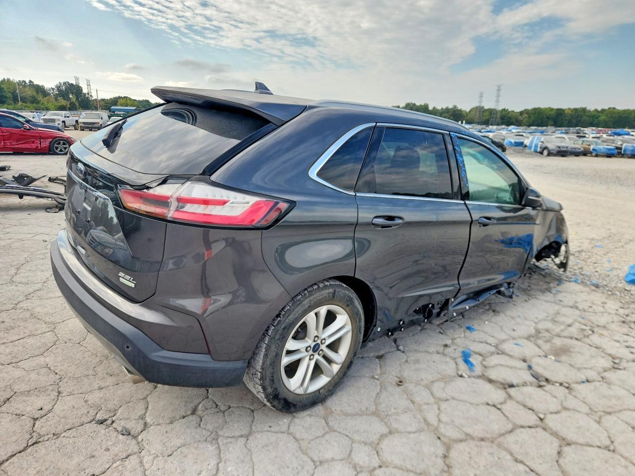 2020 Ford Edge Sel - Фото 3