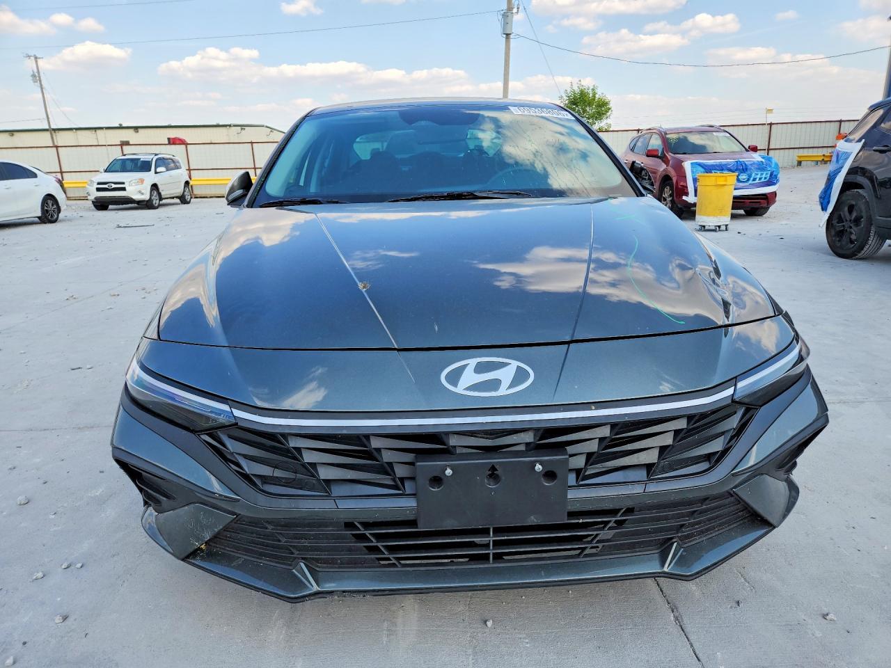 2025 Hyundai Elantra Hybrid Blue - Фото 5