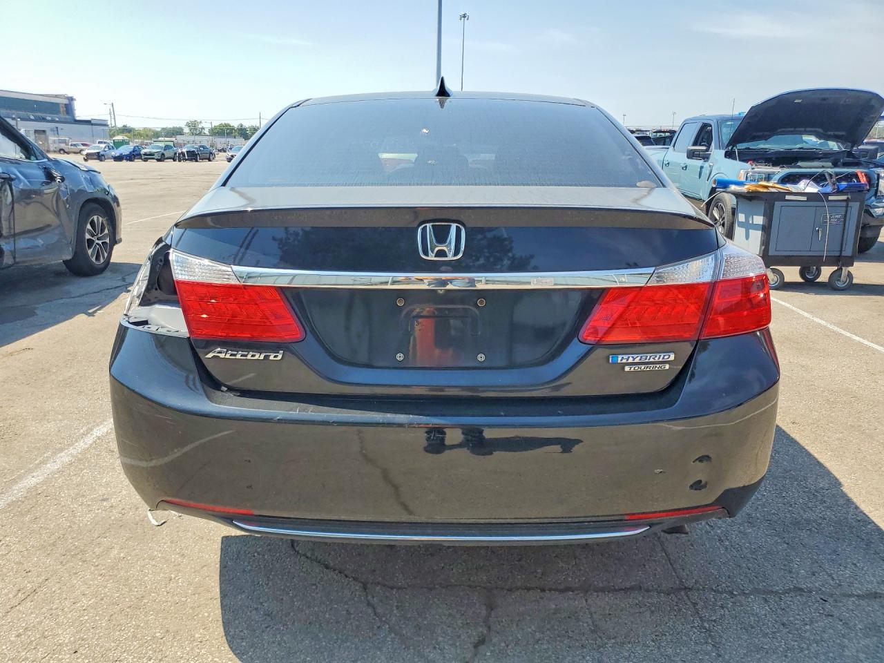 2015 Honda Accord Touring Hybrid - Фото 6