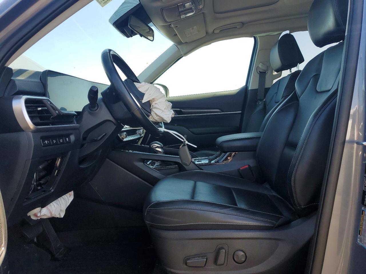 2025 Kia Telluride S - Image 7