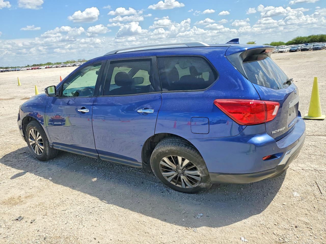 2019 Nissan Pathfinder Sv - Фото 2
