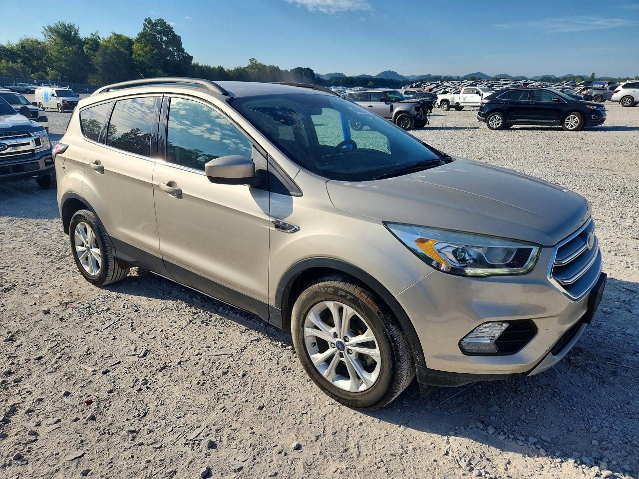 2017 Ford Escape Se - Фото 4