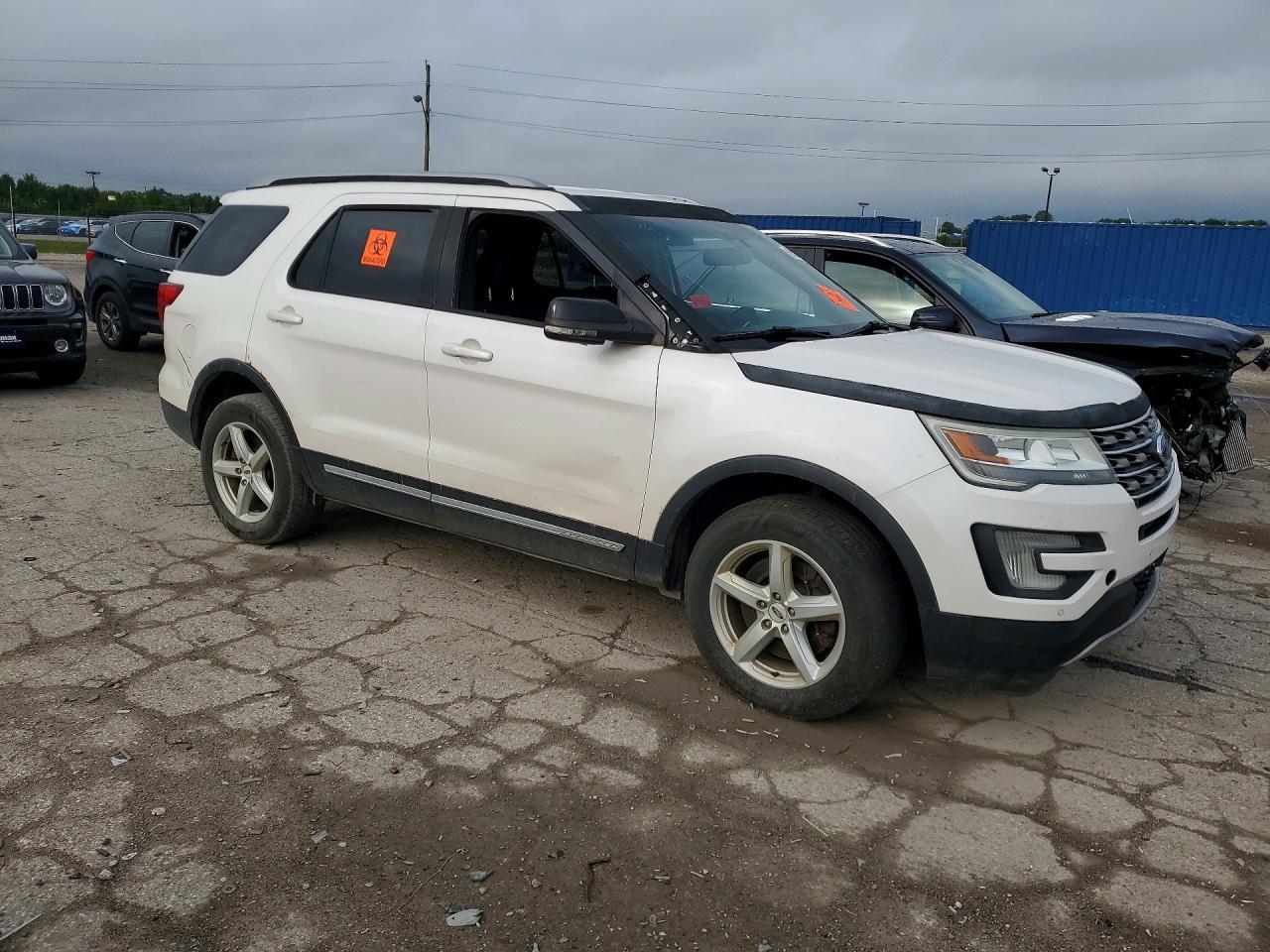 2016 Ford Explorer Xlt - Фото 4