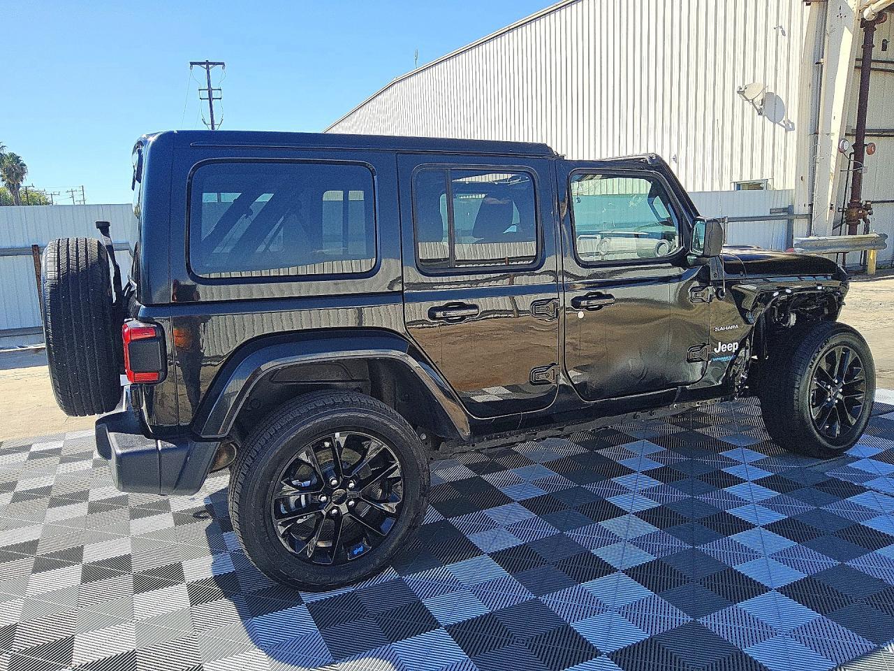 2022 Jeep Wrangler Unlimited Sahara 4Xe - Фото 3
