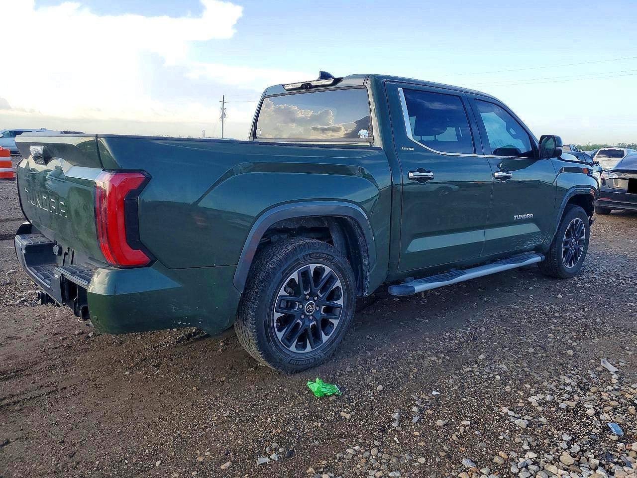 2022 Toyota Tundra Crewmax Limited - Фото 3