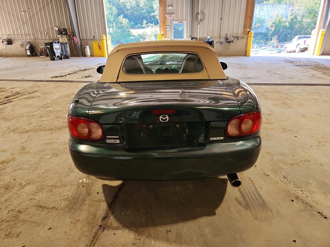2003 Mazda Mx-5 Miata Base - Фото 6