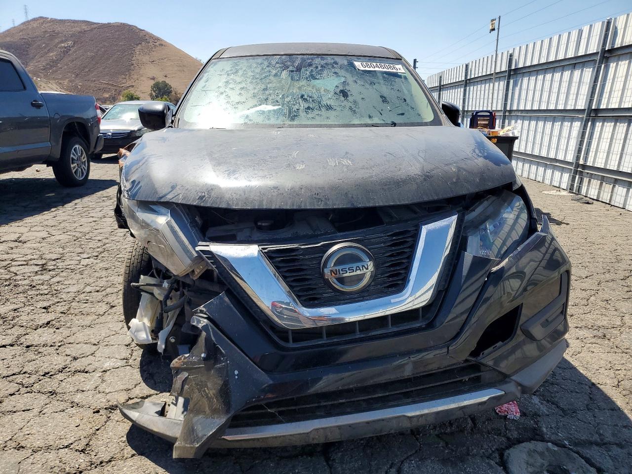 2019 Nissan Rogue S - Фото 5