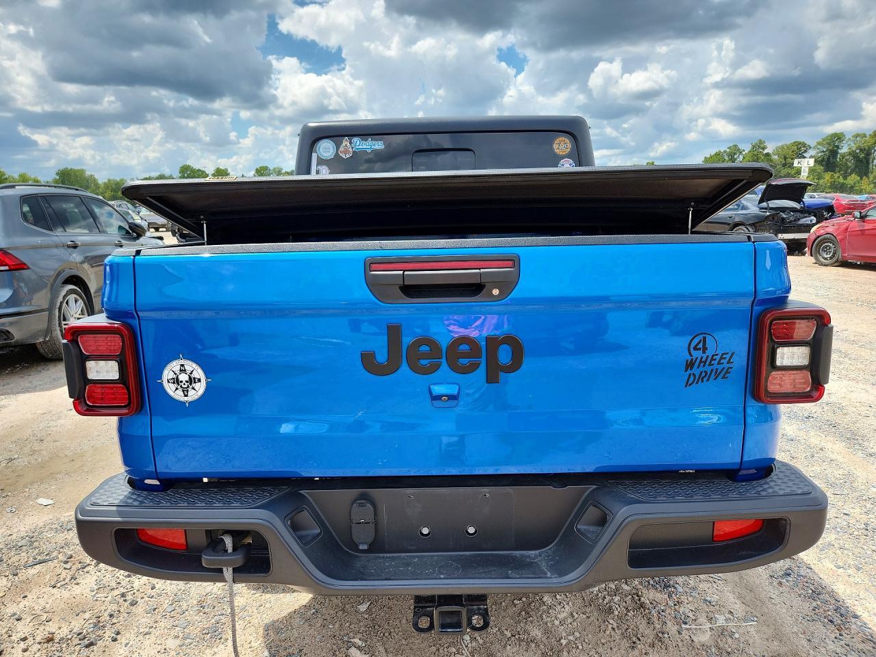 2024 Jeep Gladiator Sport - Image 6