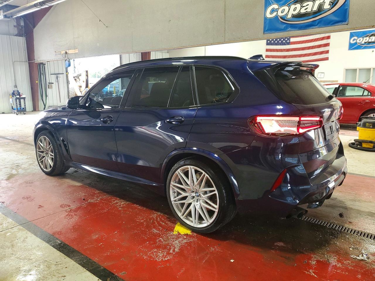 2021 BMW X5 M - Фото 2