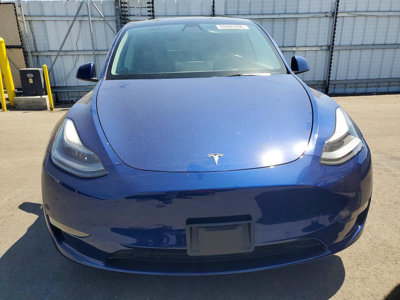 2022 Tesla Model Y - Фото 5