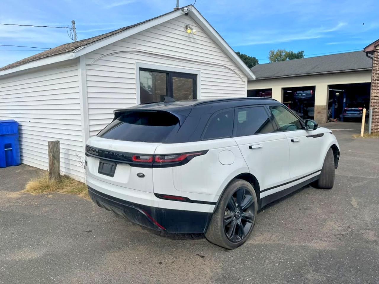 2023 Land Rover Range Rover Velar R-Dynamic S - Фото 3