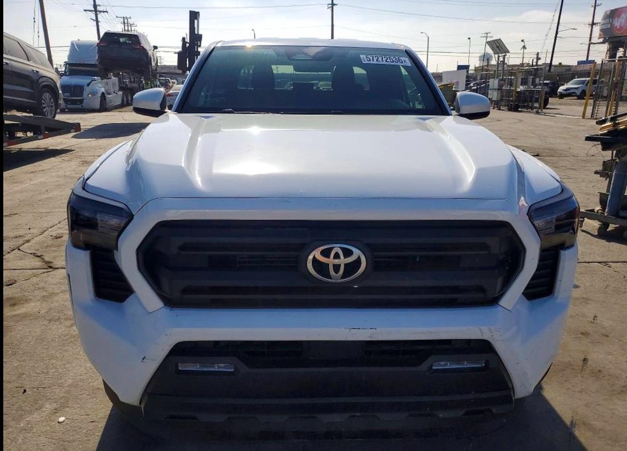 2025 Toyota Tacoma Sr5 - Image 7