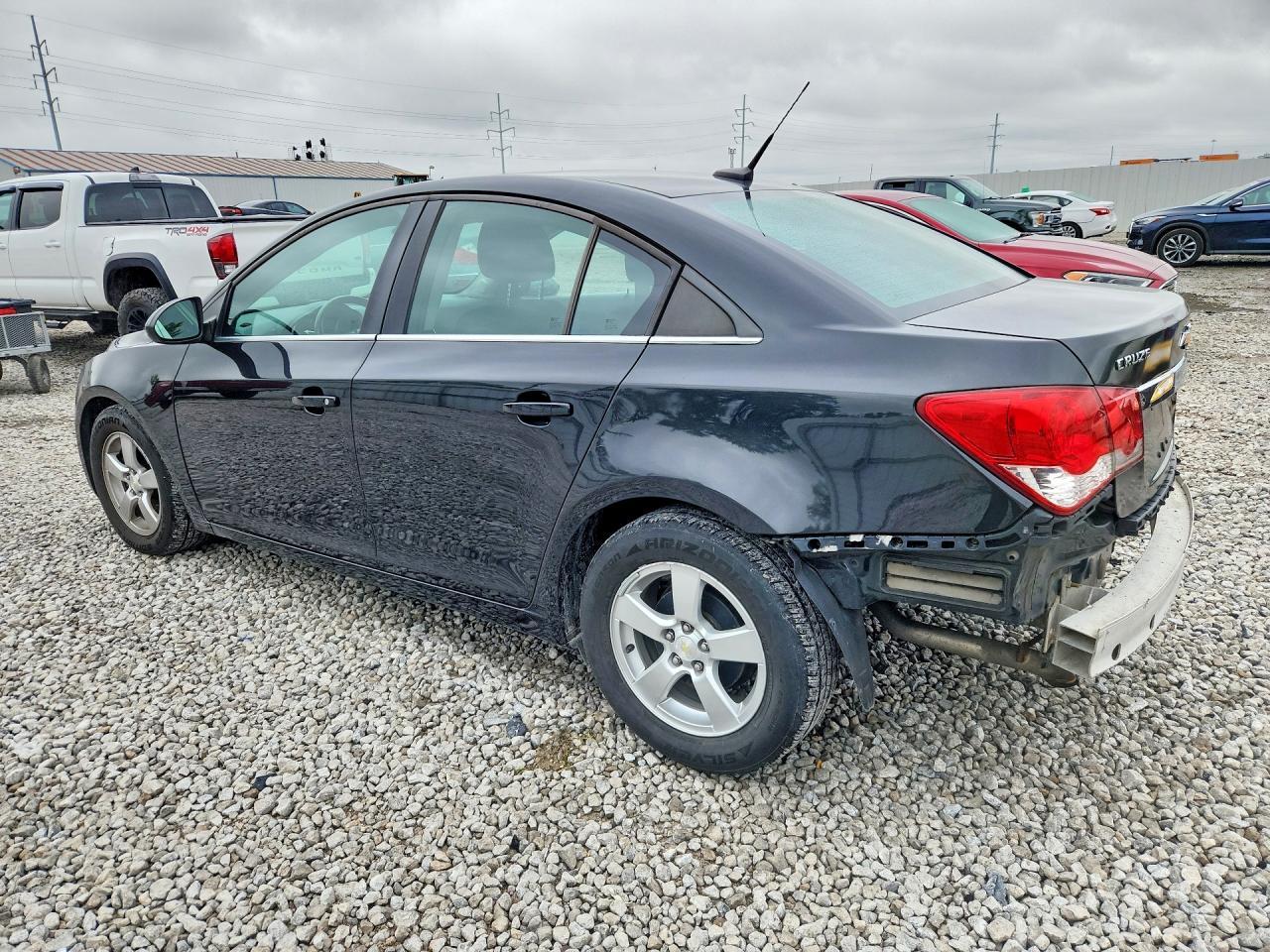 2014 Chevrolet Cruze Lt - Image 2