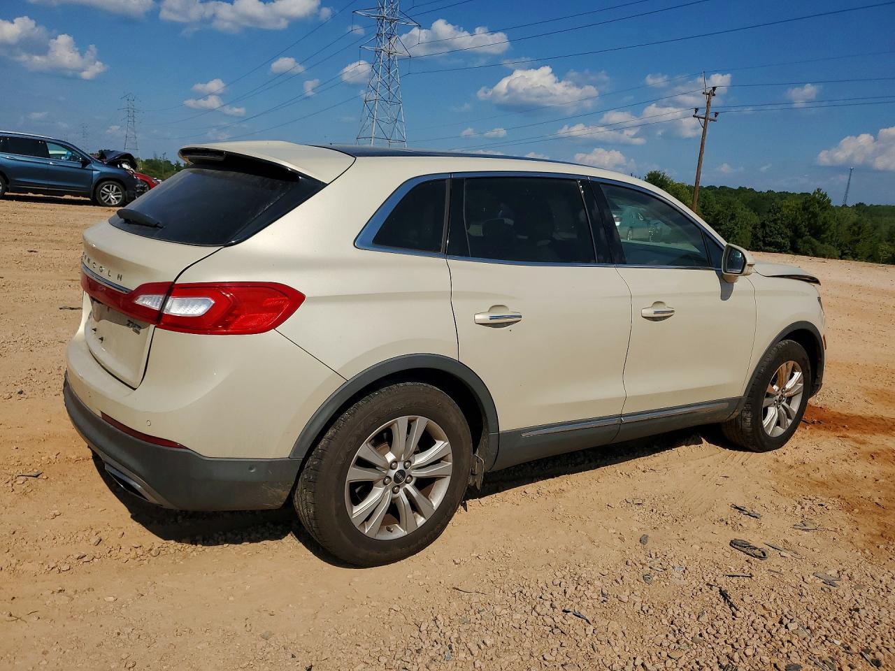 2016 Lincoln Mkx Reserve - Image 3