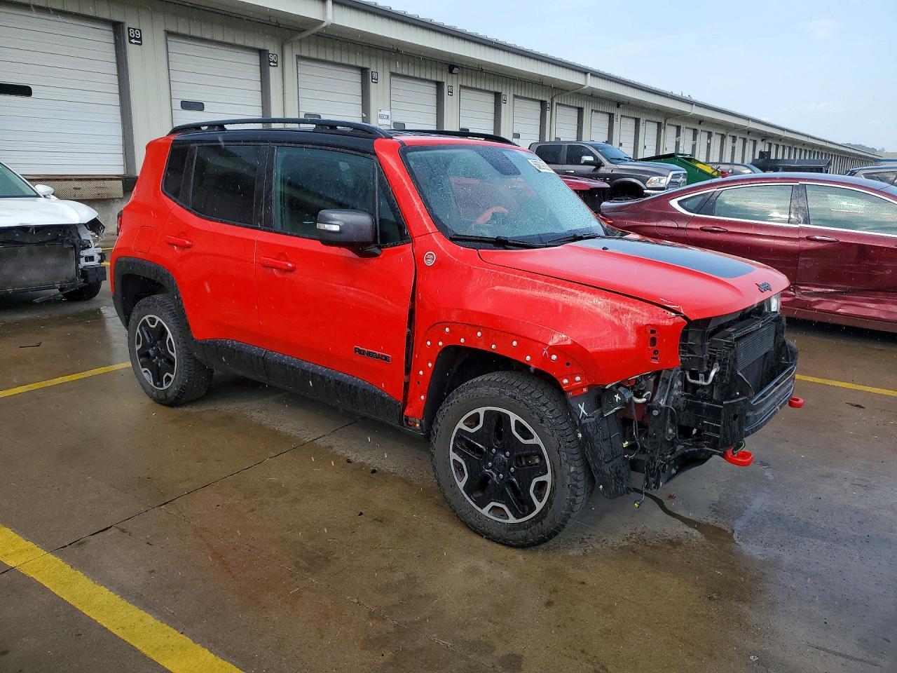 2016 Jeep Renegade Trailhawk - Фото 4