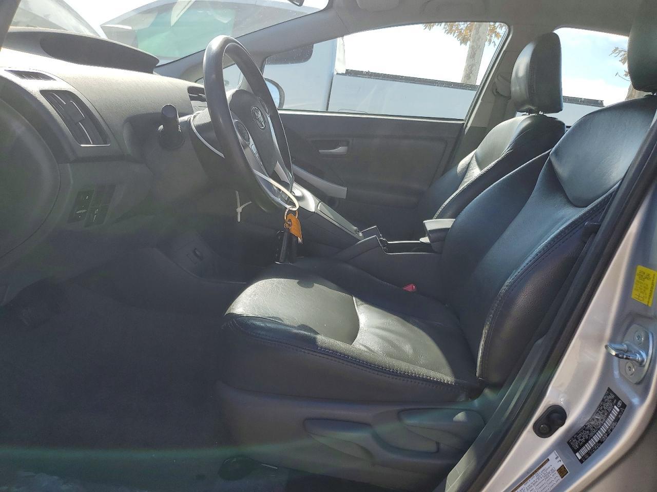 2010 Toyota Prius Iii - Фото 7
