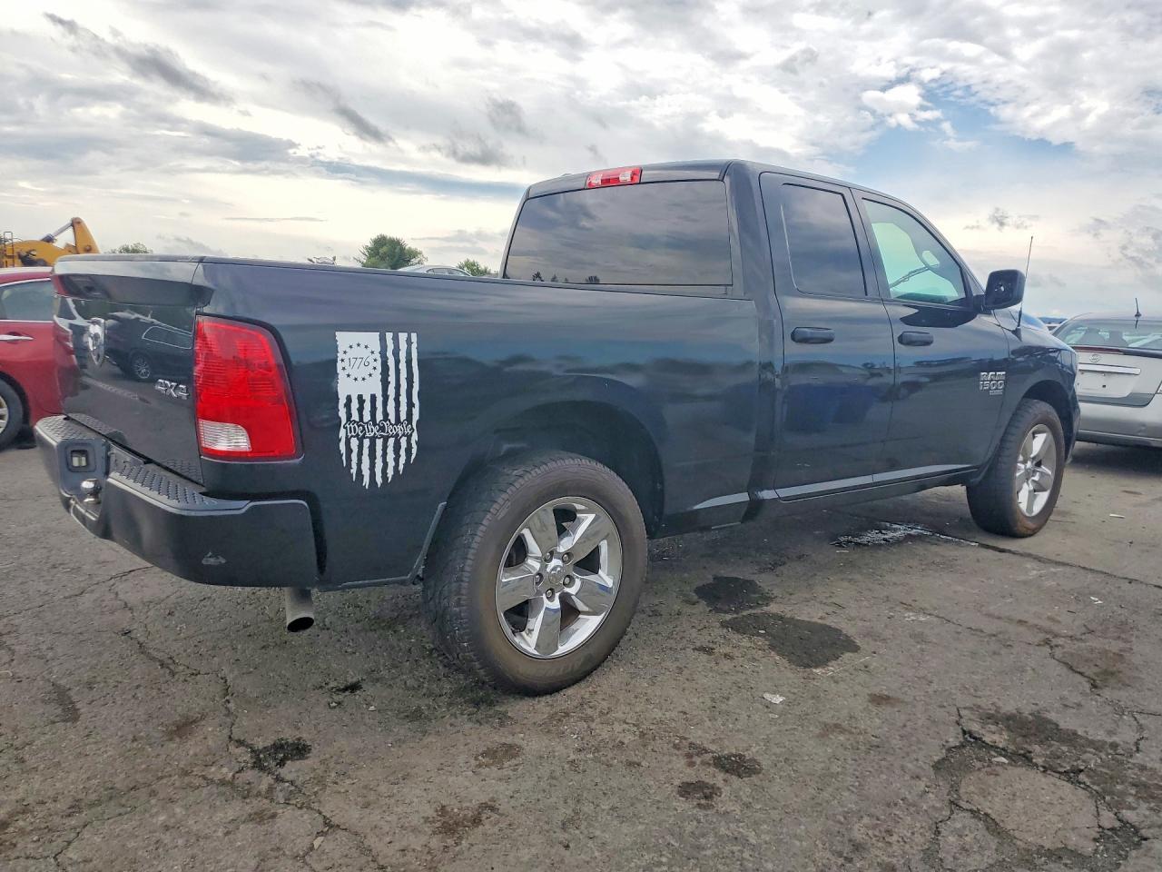 2019 Ram 1500 Classic Tradesman - Фото 3