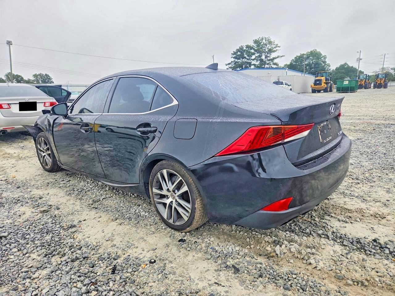 2018 Lexus Is 300 - Фото 2