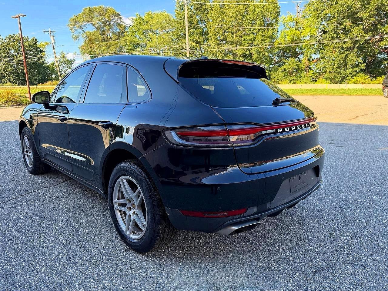 2021 Porsche Macan - Фото 3