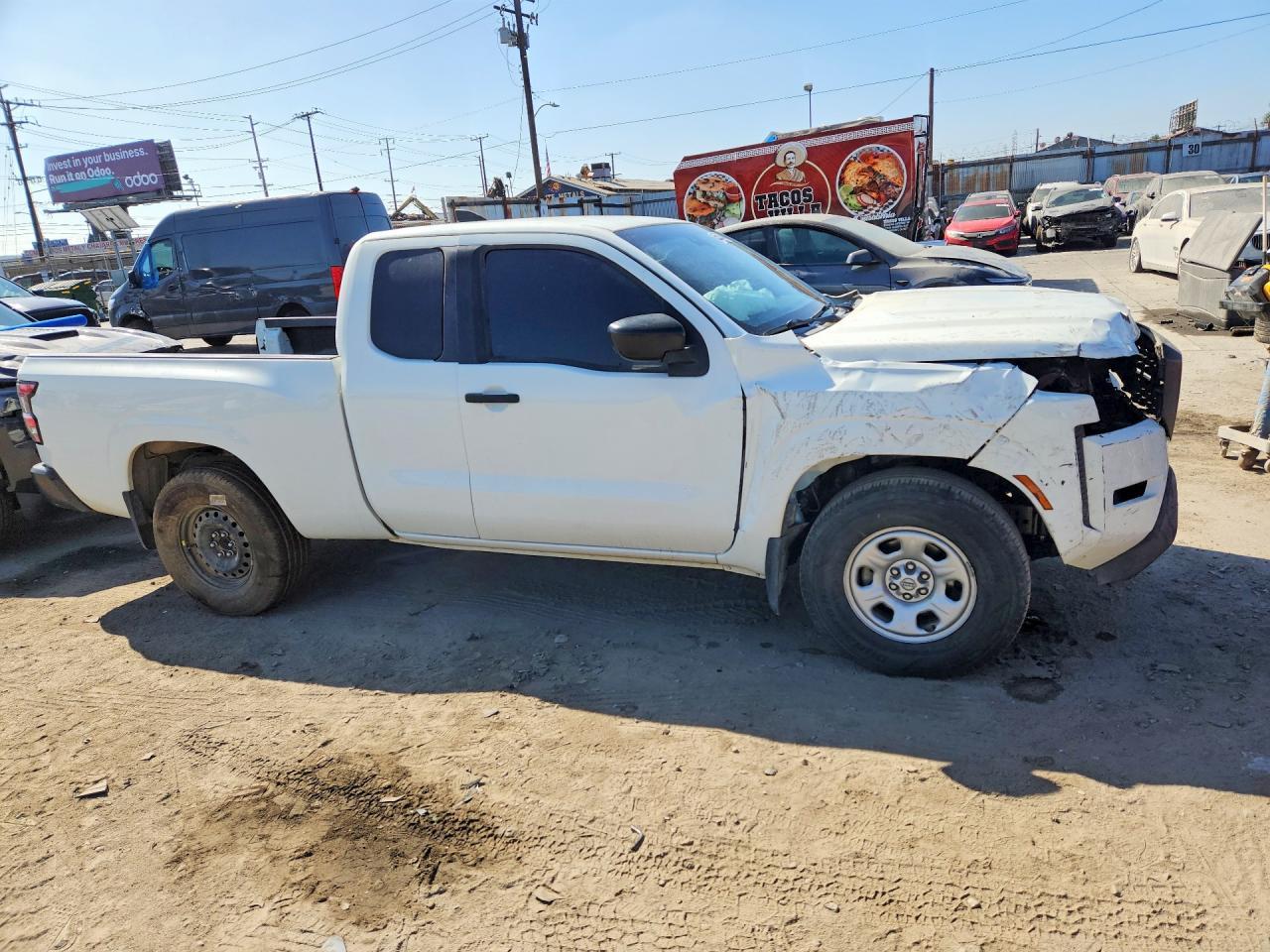 2022 Nissan Frontier - Фото 4