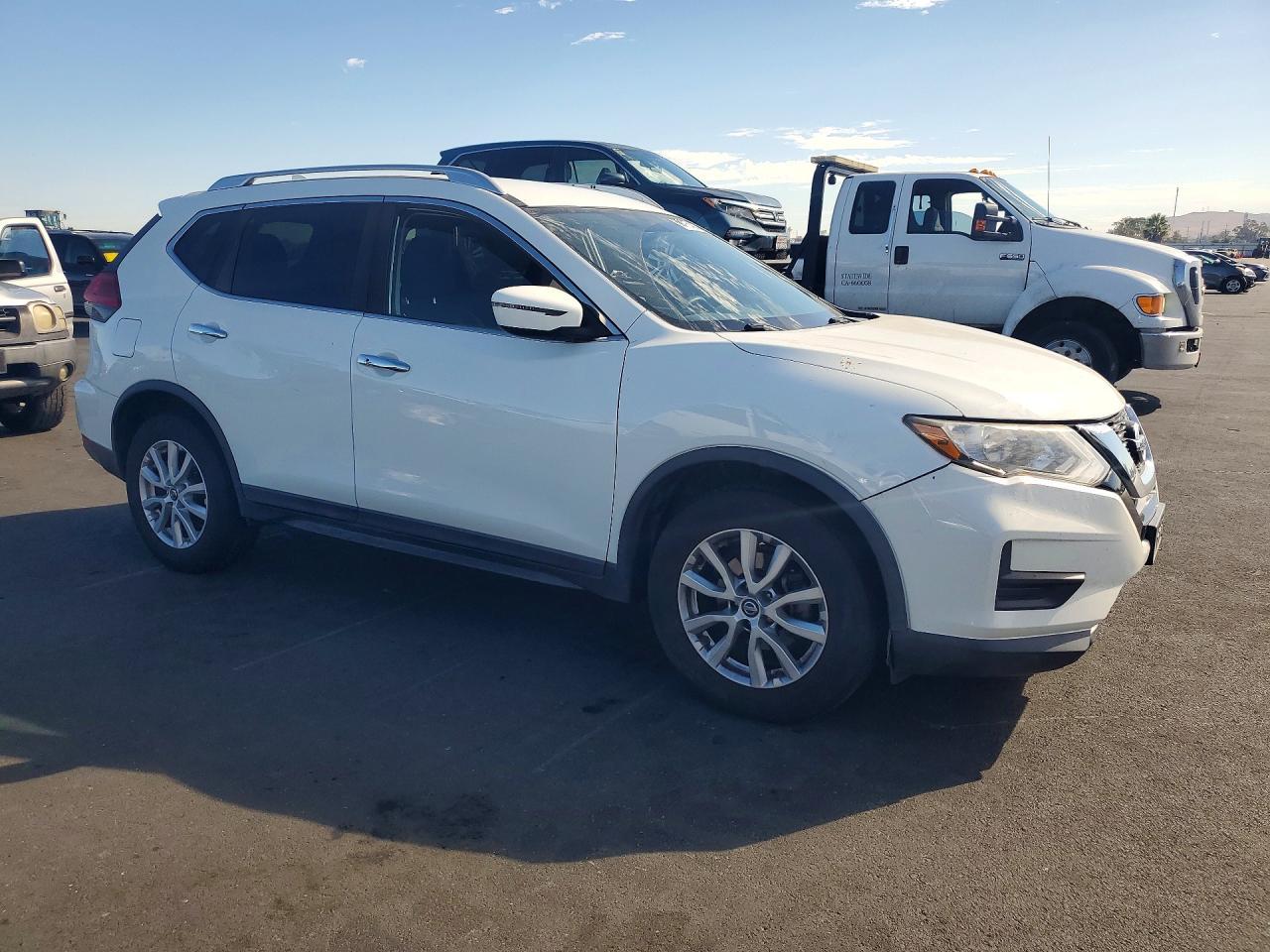 2017 Nissan Rogue Sv - Фото 4