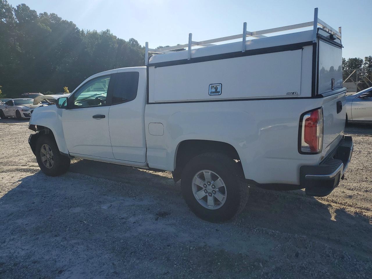 2018 GMC Canyon - Image 2