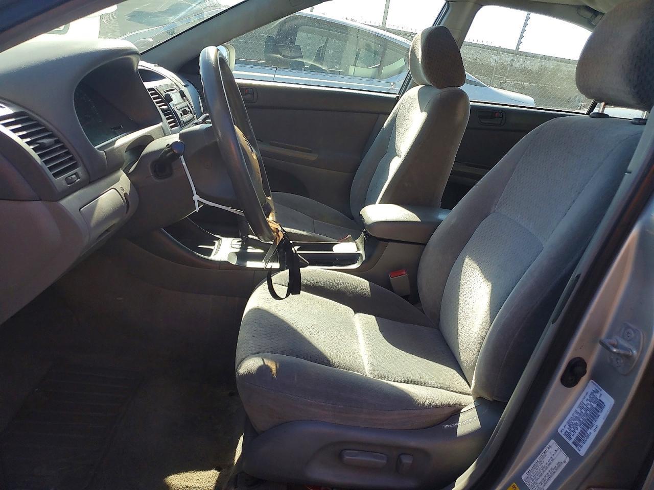 2003 Toyota Camry Le - Image 7