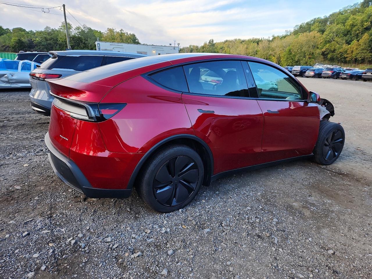2026 Tesla Model Y - Image 3