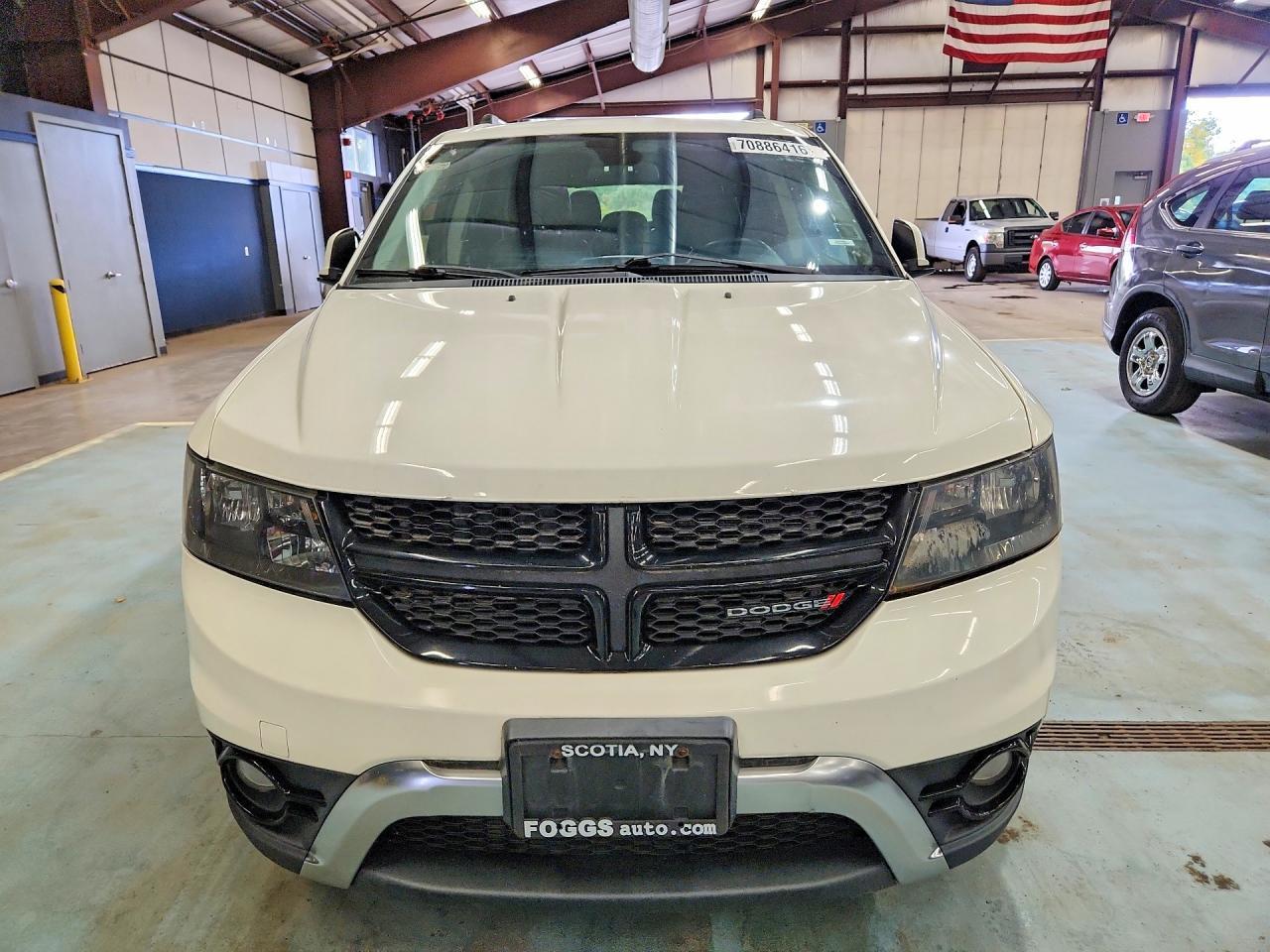 2018 Dodge Journey Crossroad - Фото 5
