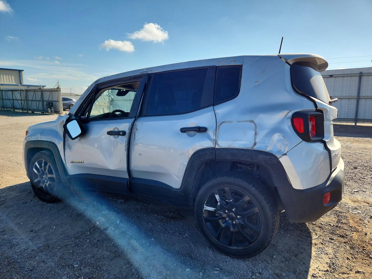 2021 Jeep Renegade Sport - Фото 2