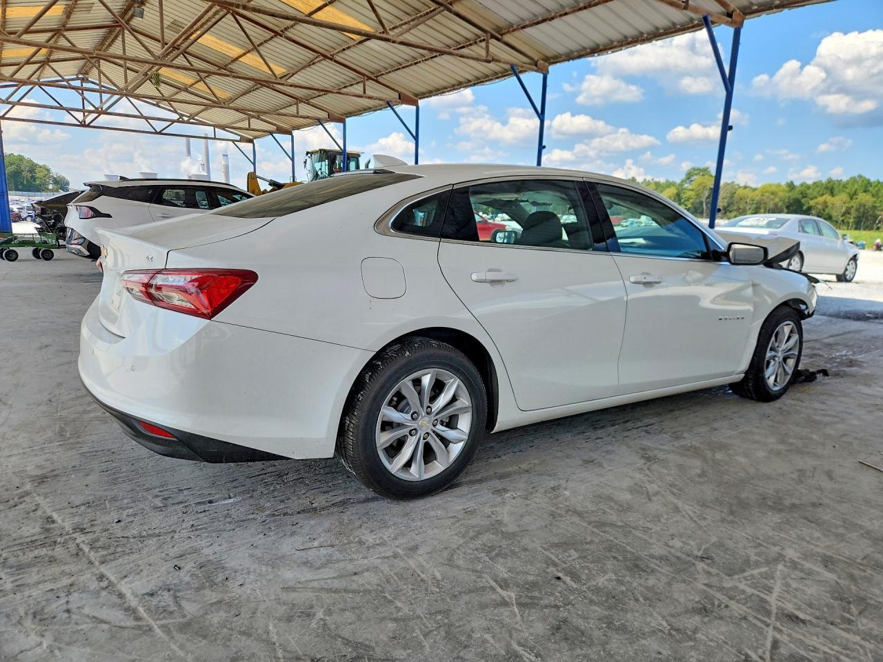 2021 Chevrolet Malibu Lt - Image 3