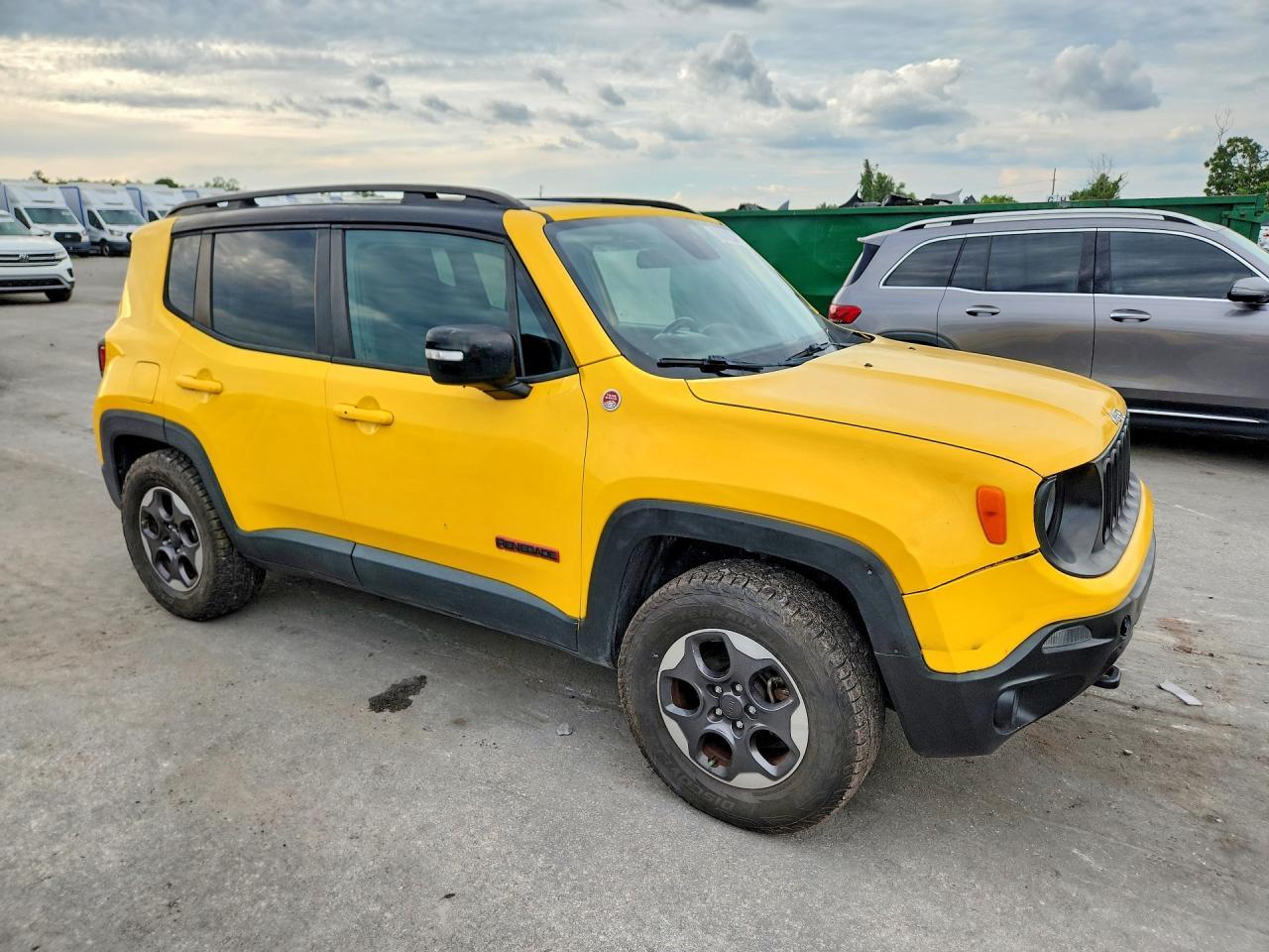 2015 Jeep Renegade Trailhawk - Фото 4