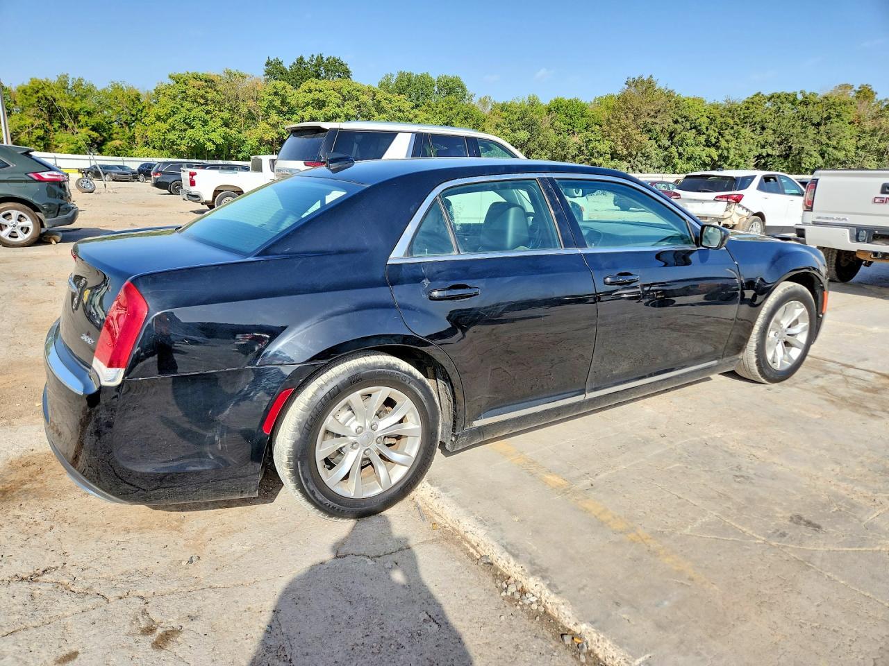 2015 Chrysler 300 Limited - Фото 3