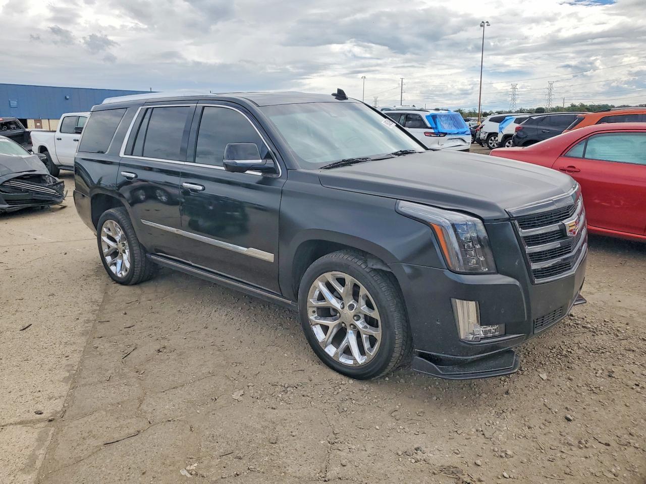 2018 Cadillac Escalade Platinum - Фото 4