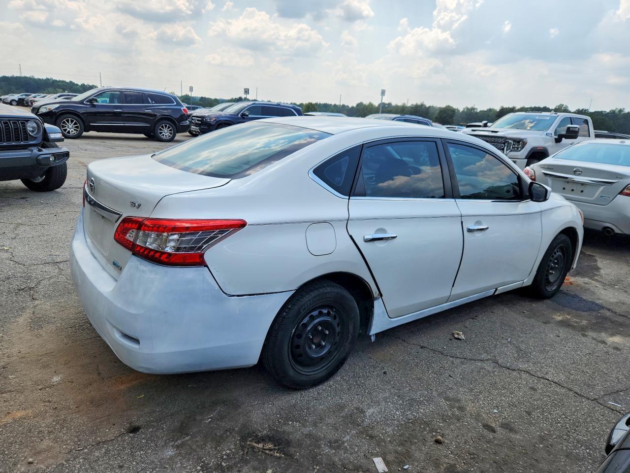 2013 Nissan Sentra S - Image 3