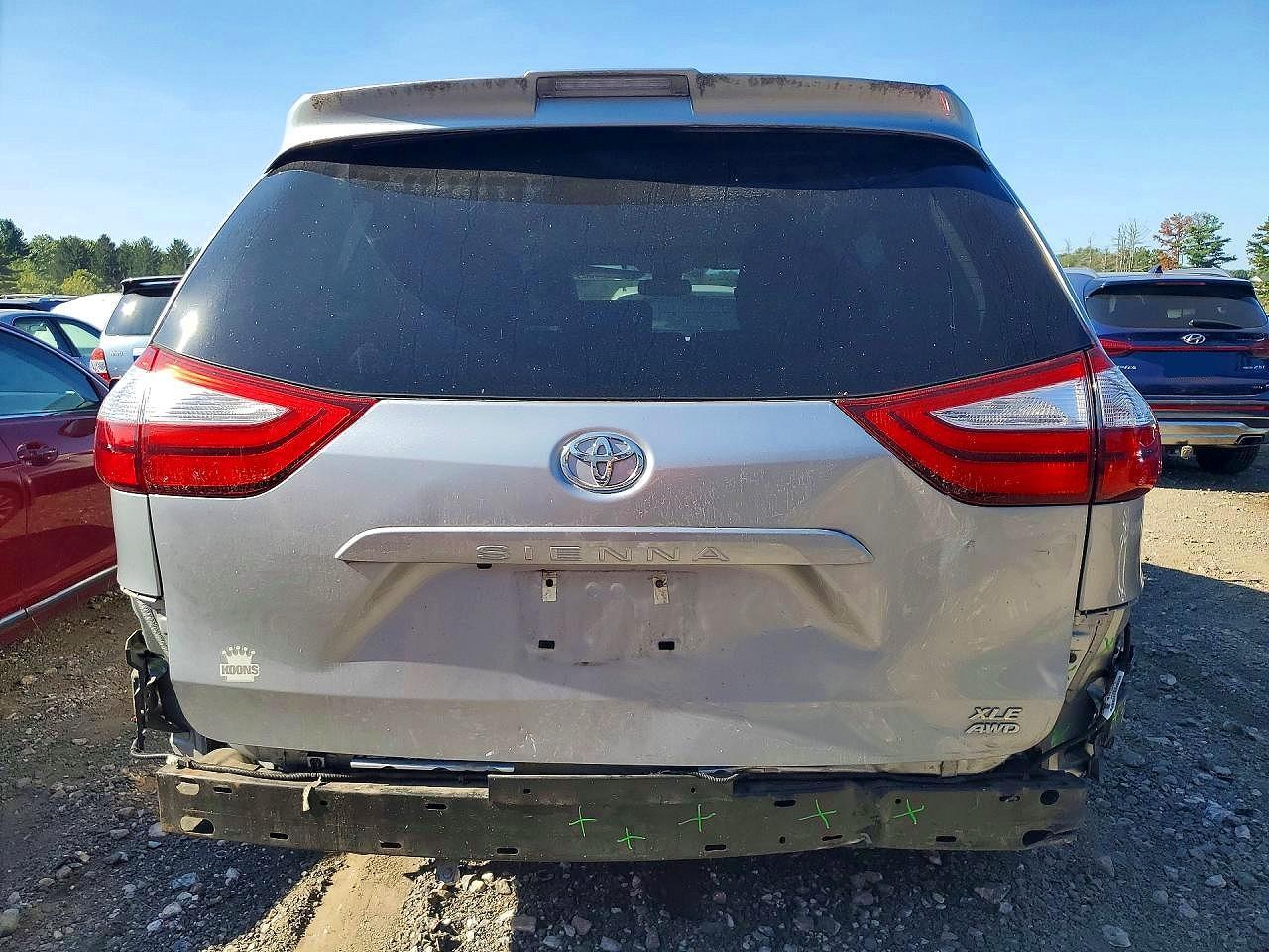 2018 Toyt Sienna Xle - Фото 6