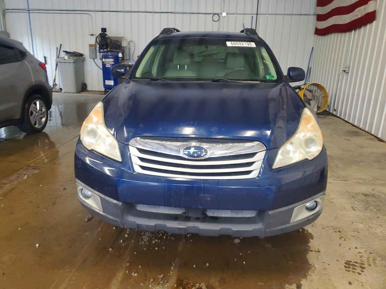 2010 Subaru Outback 2.5I Premium - Фото 5