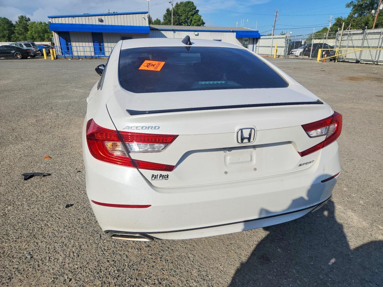 2021 Honda Accord Sport - Image 6