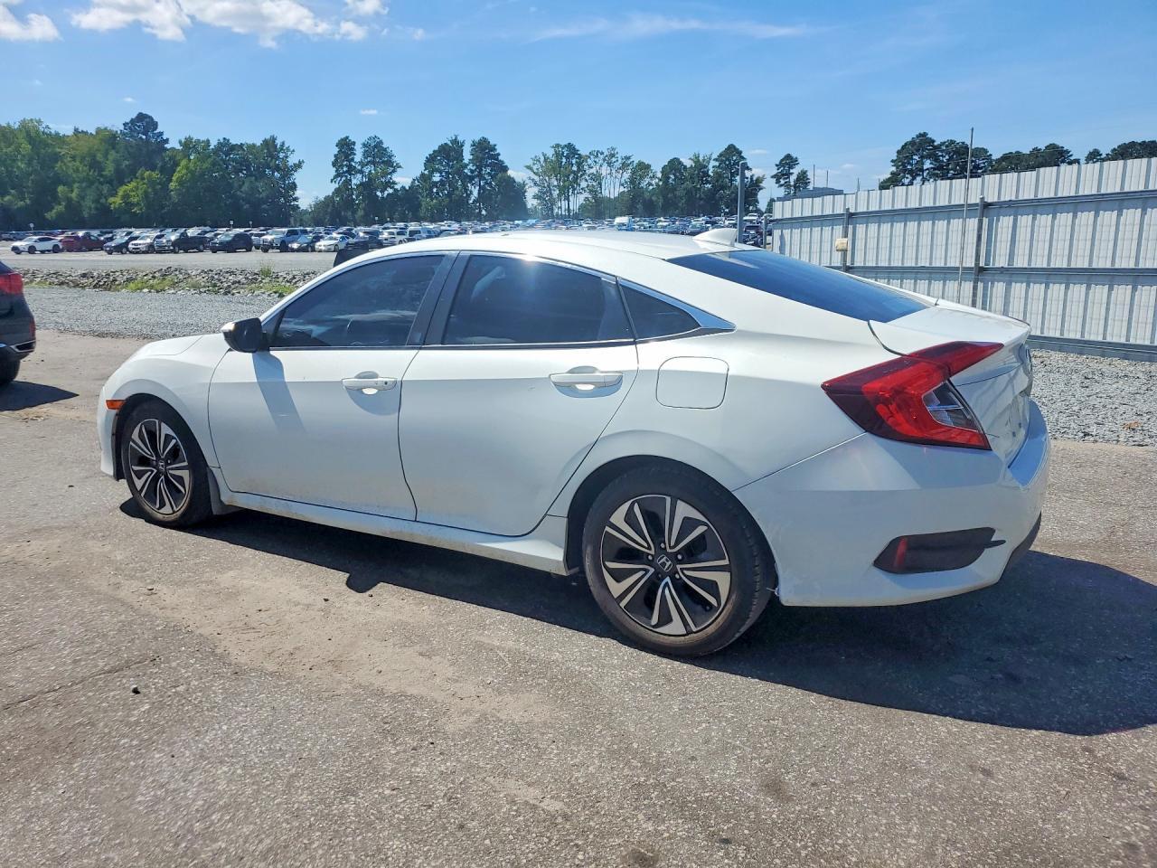 2016 Hond Civic - Фото 2