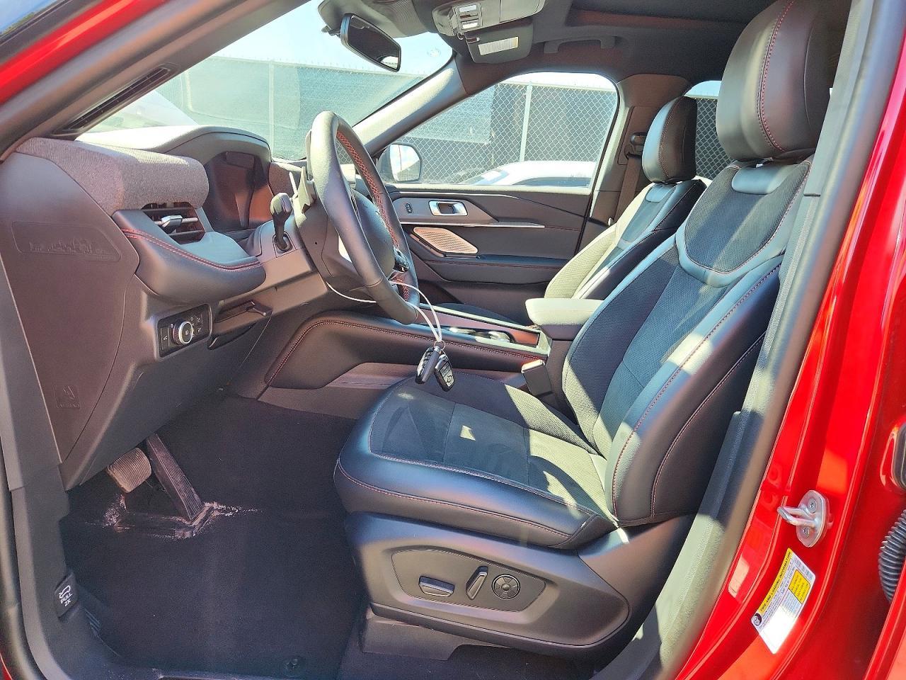 2026 Ford Explorer St - Фото 7