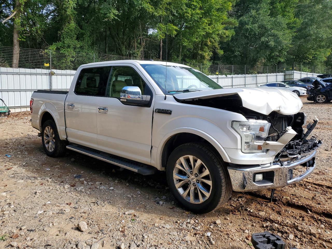 2015 Ford F150 Supercrew - Фото 4