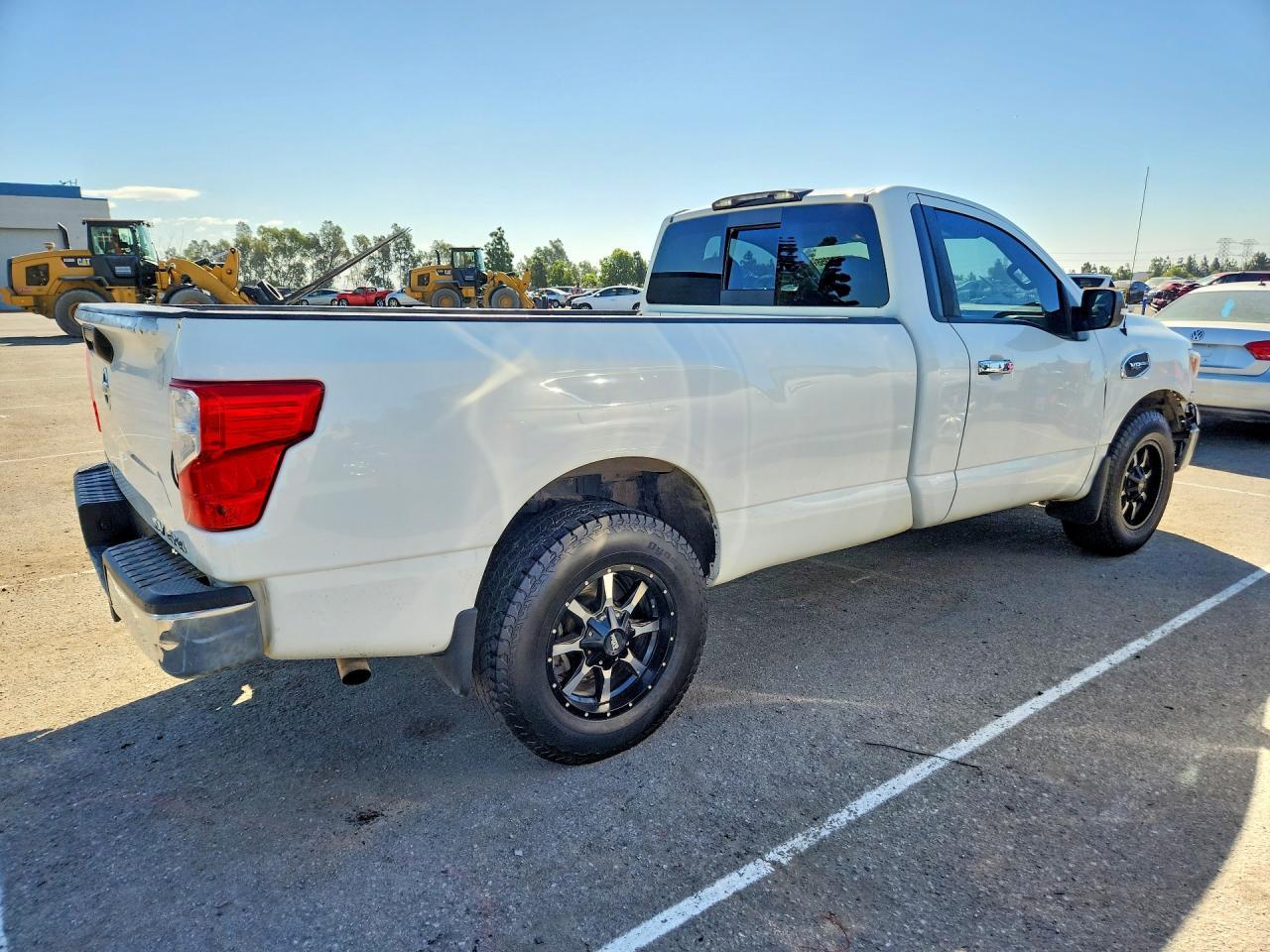 2017 Nissan Titan Sv - Фото 3