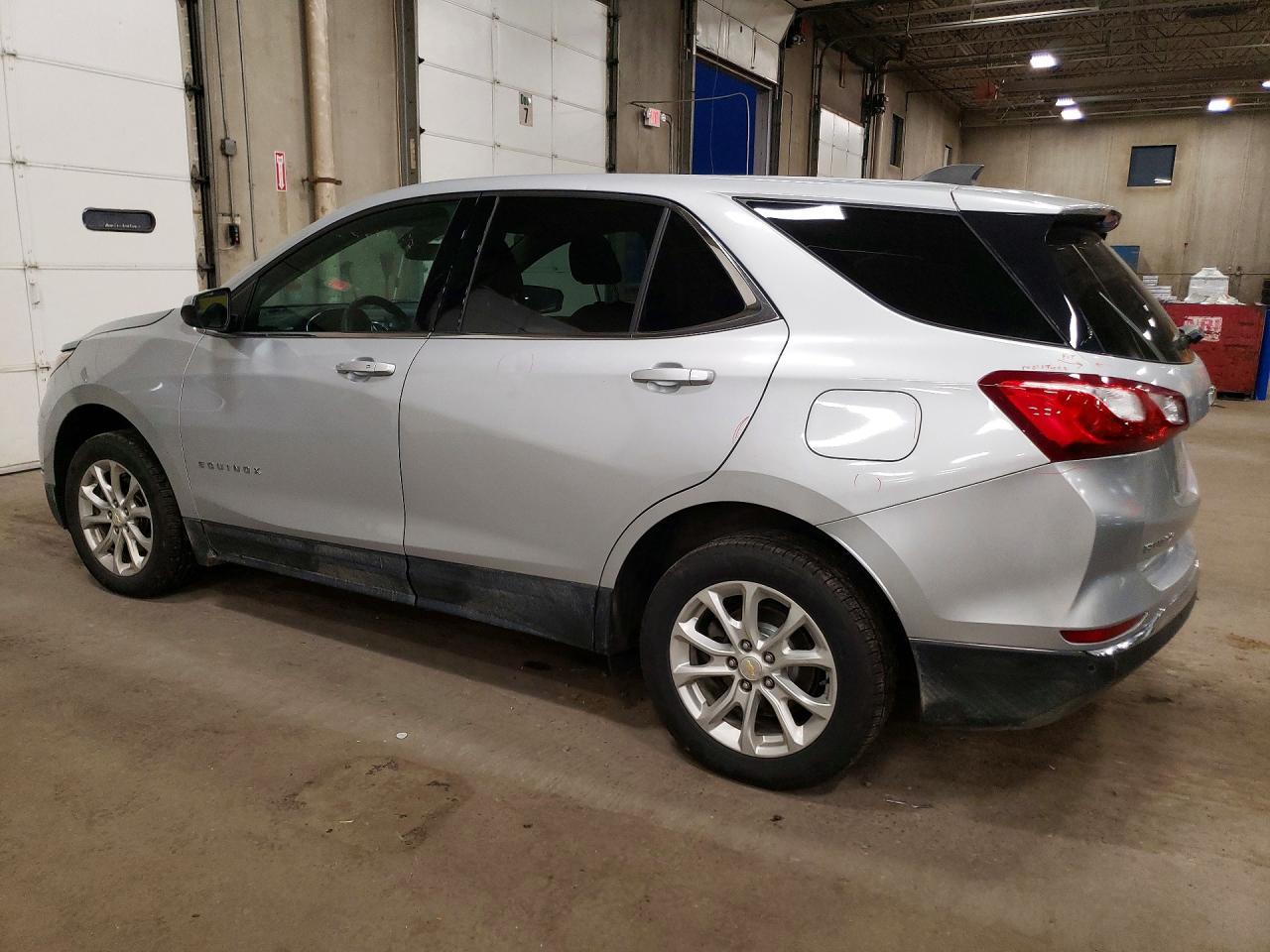 2020 Chevrolet Equinox Lt - Image 2