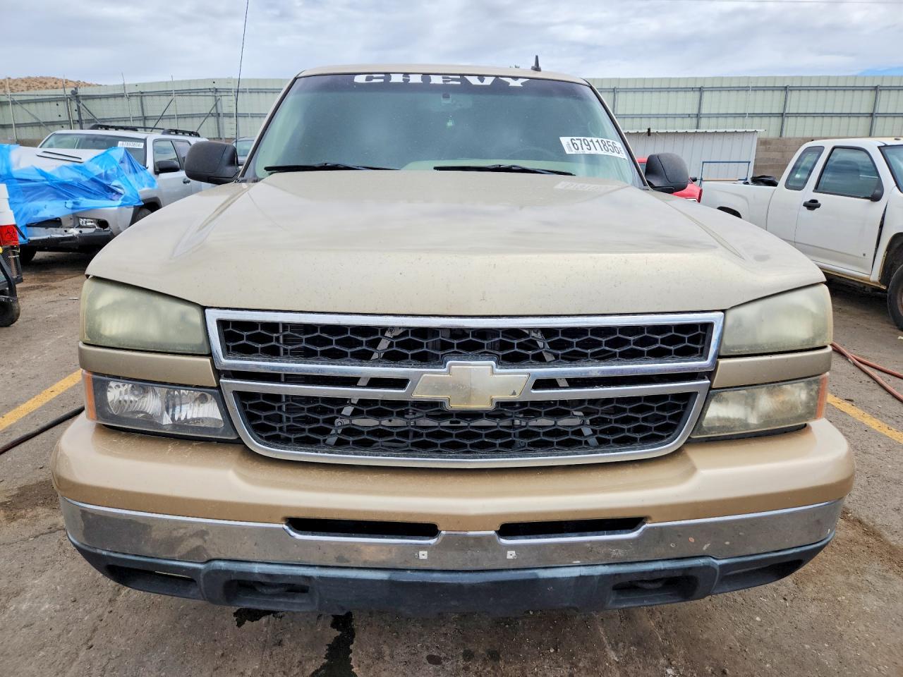 2006 Chevrolet Silverado C1500 - Image 5