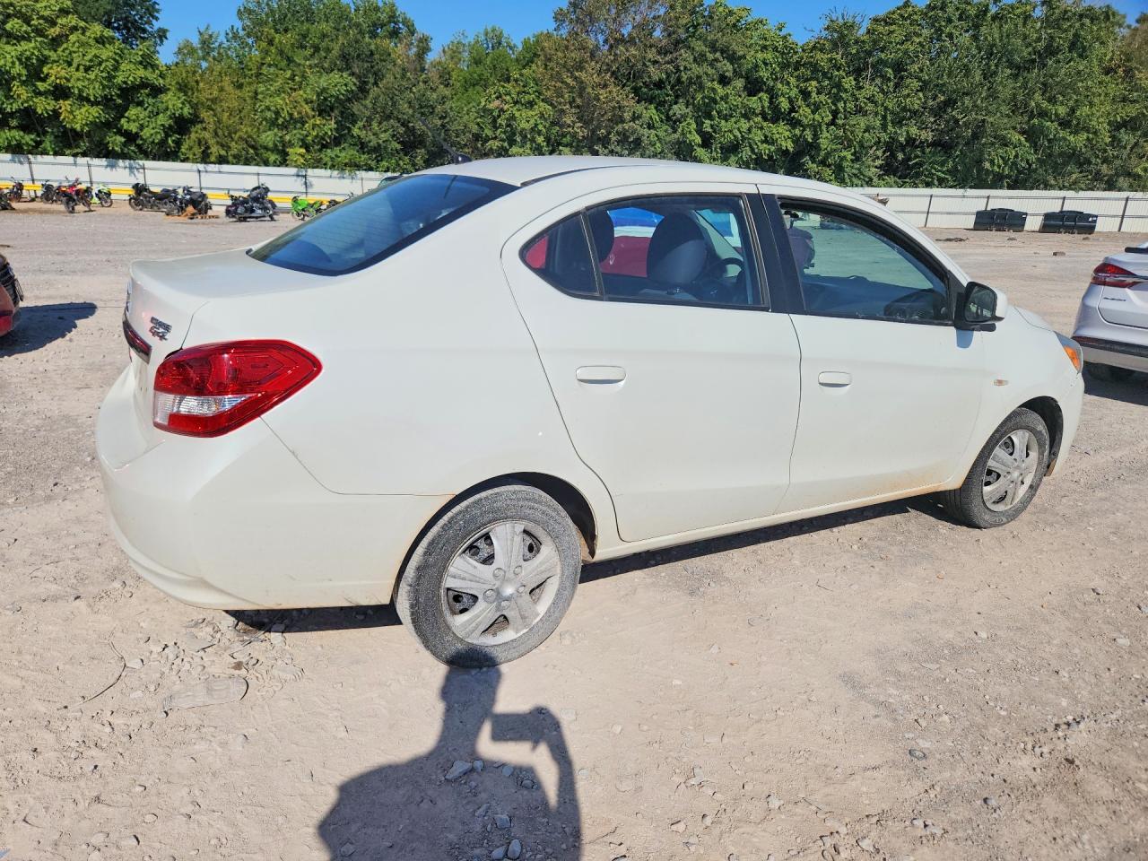 2017 Mitsubishi Mirage G4 Es - Фото 3