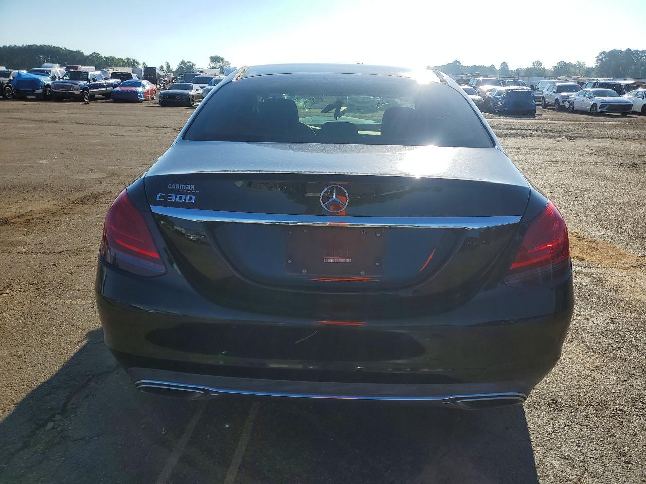 2020 Mercedes-Benz C 300 - Фото 6