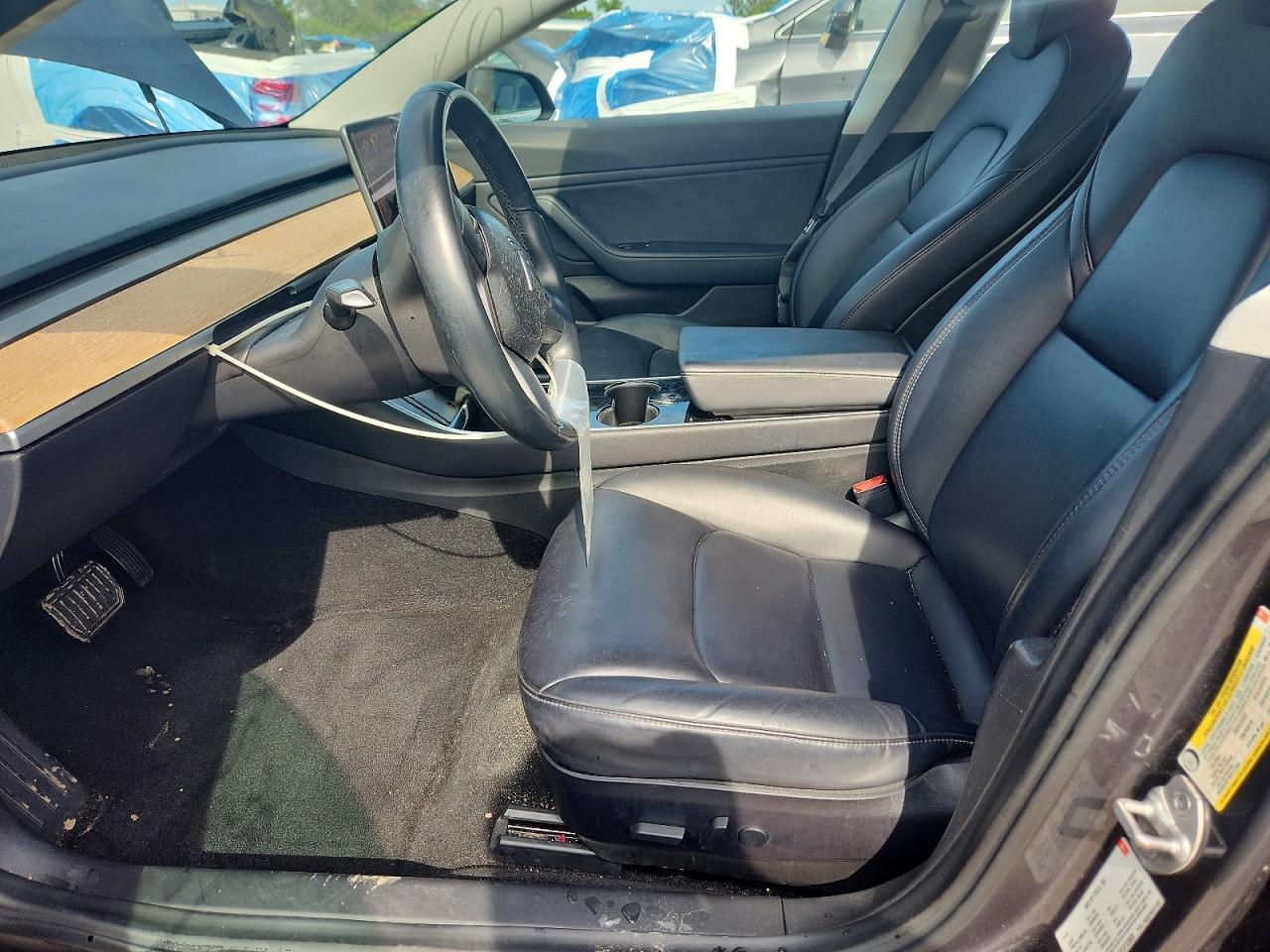 2018 Tesla Model 3 - Image 7