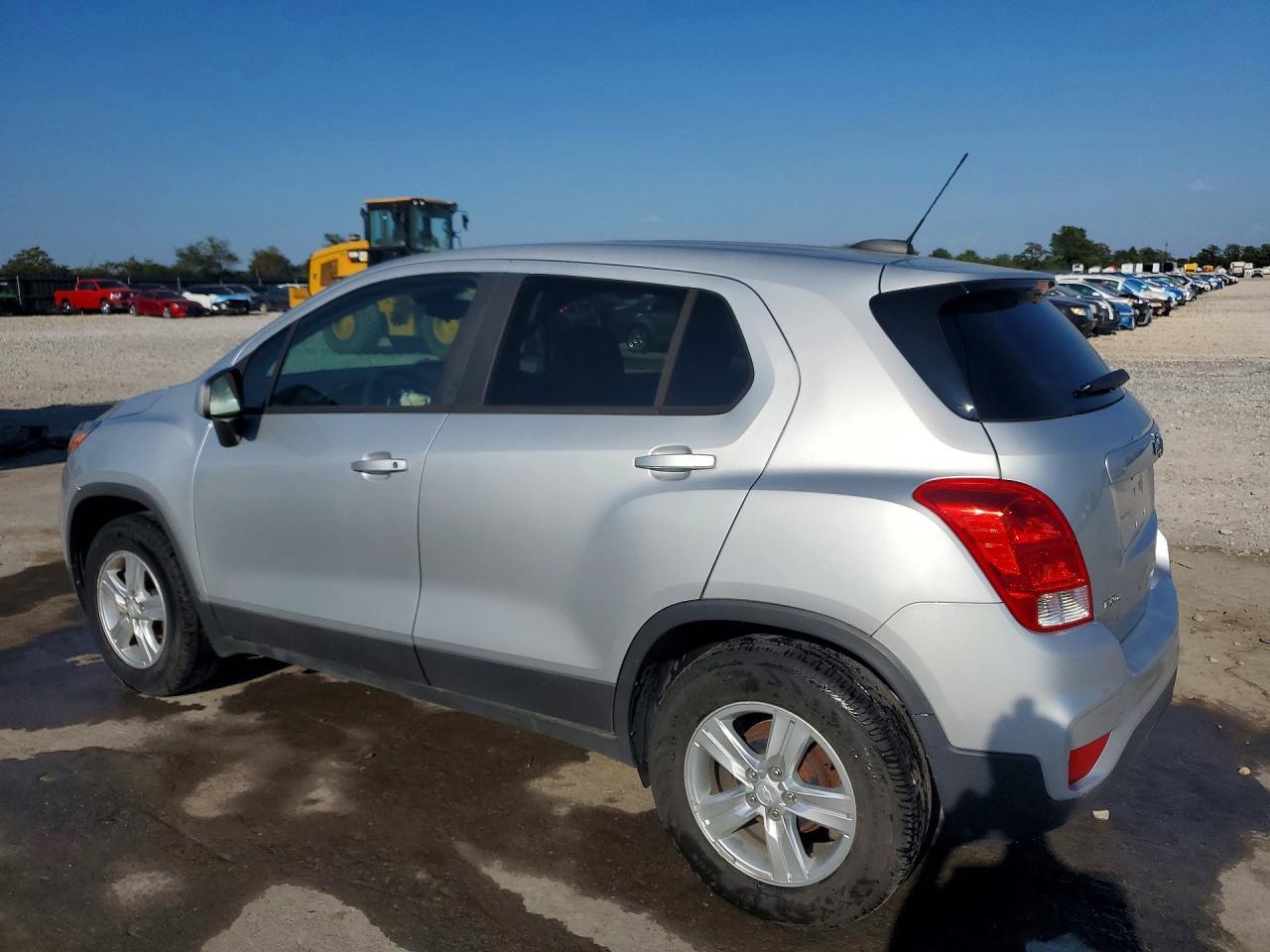 2019 Chevrolet Trax Ls - Фото 2