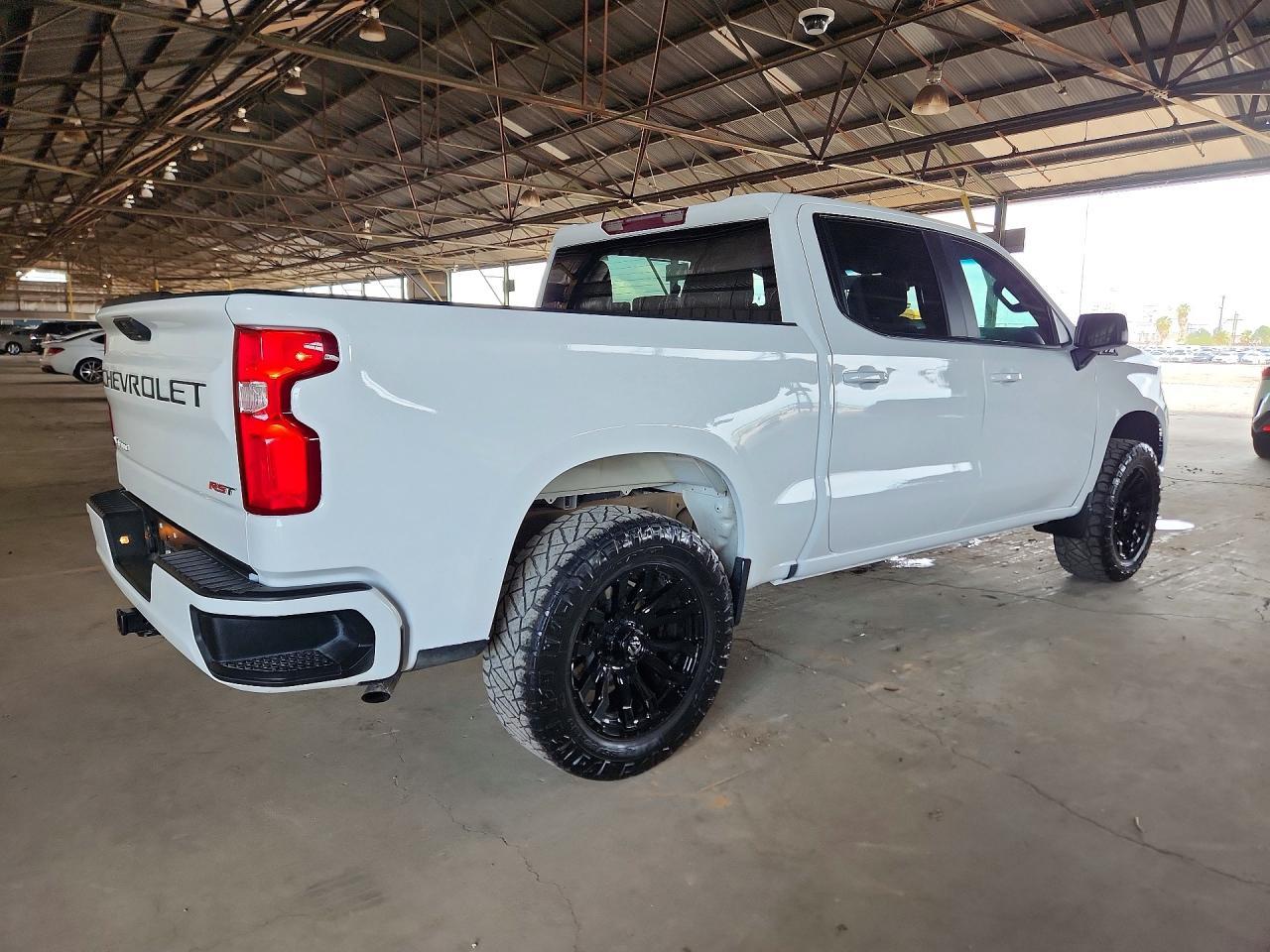 2026 Chevrolet Silverado K1500 Rst - Фото 3